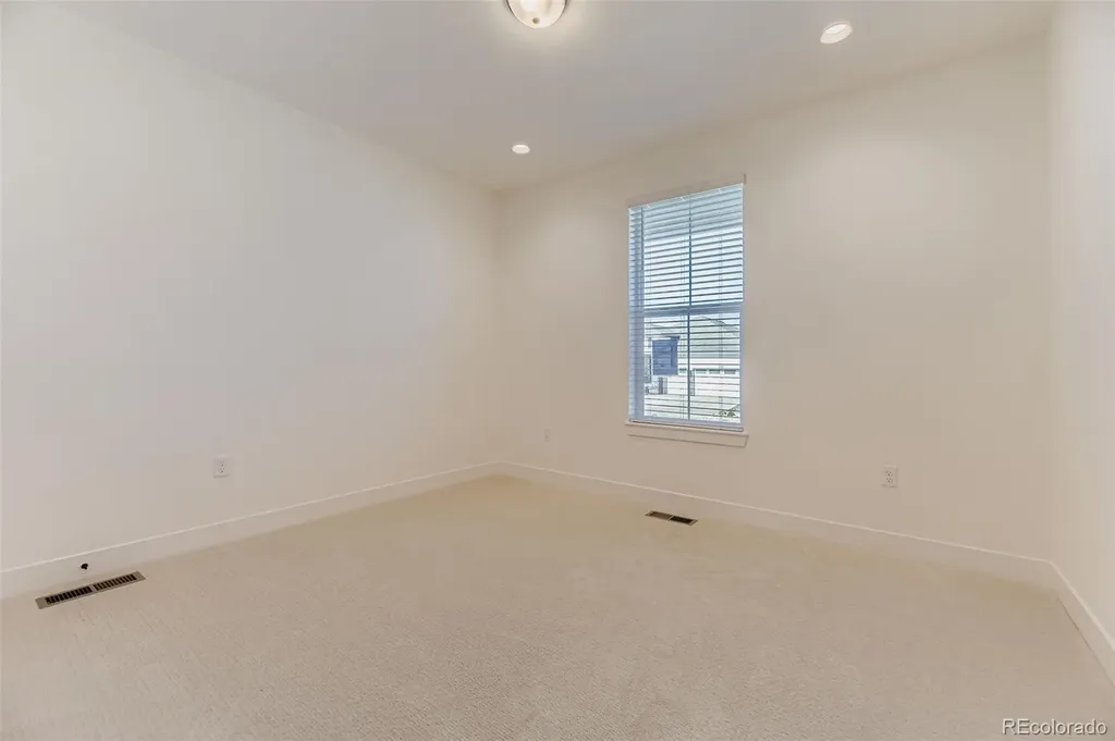 9046 S Shawnee Court Aurora CO 80016