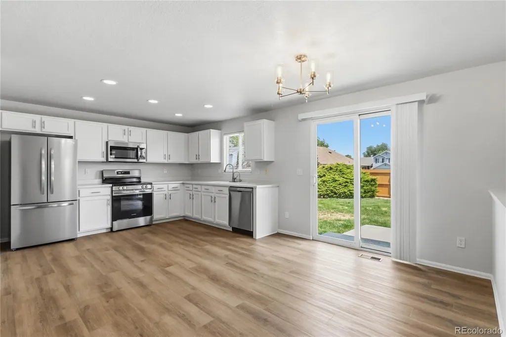 12536 Elm Lane Broomfield CO 80020