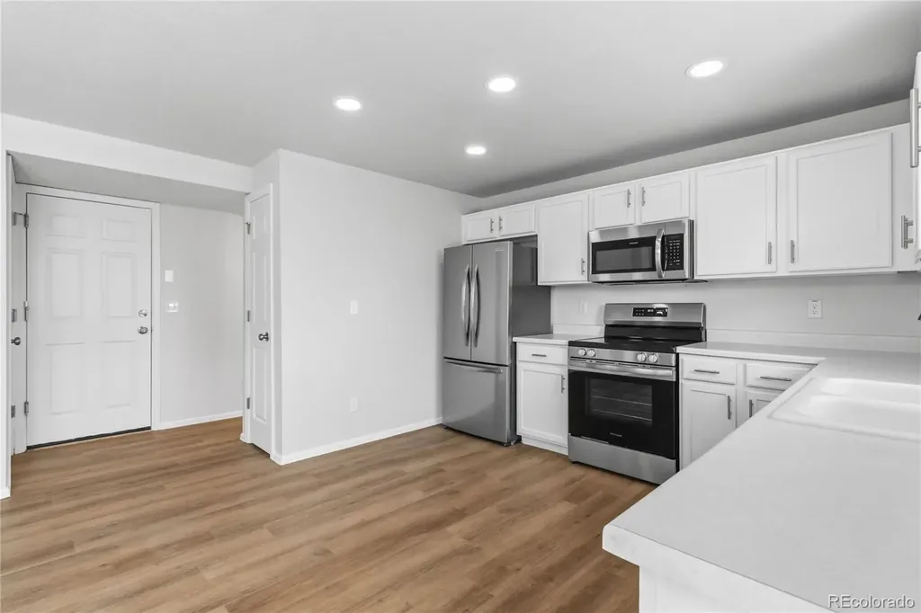 12536 Elm Lane Broomfield CO 80020