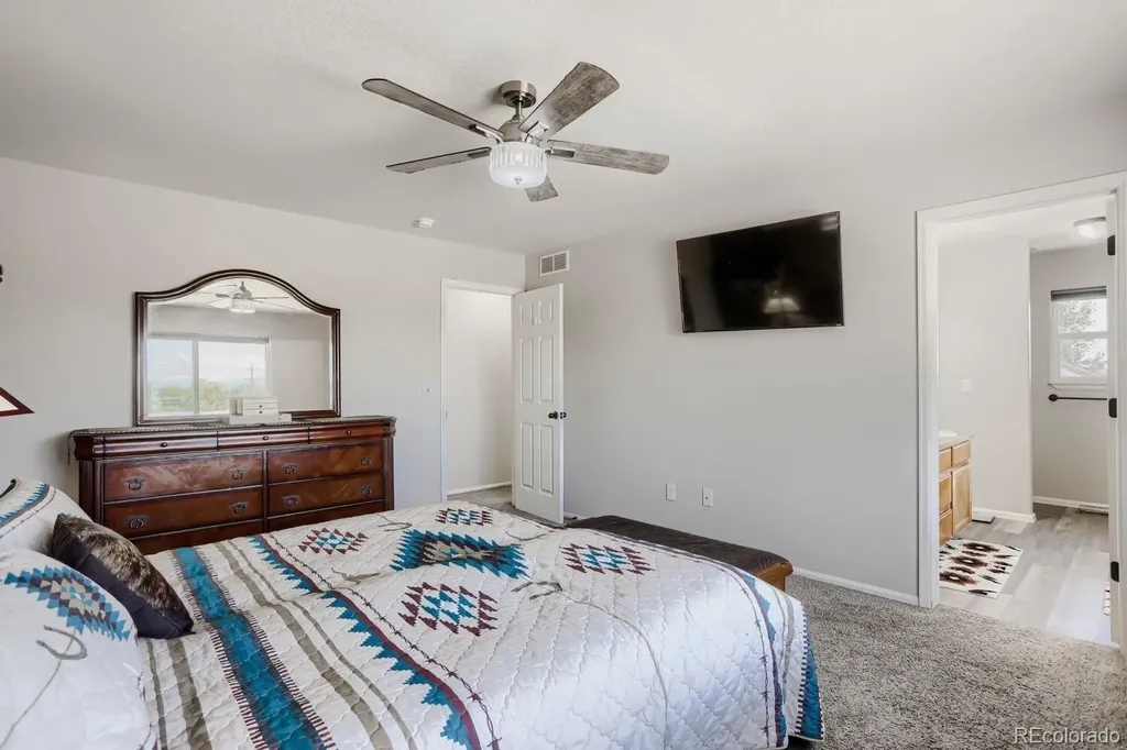 453 Wrybill Court Loveland CO 80537
