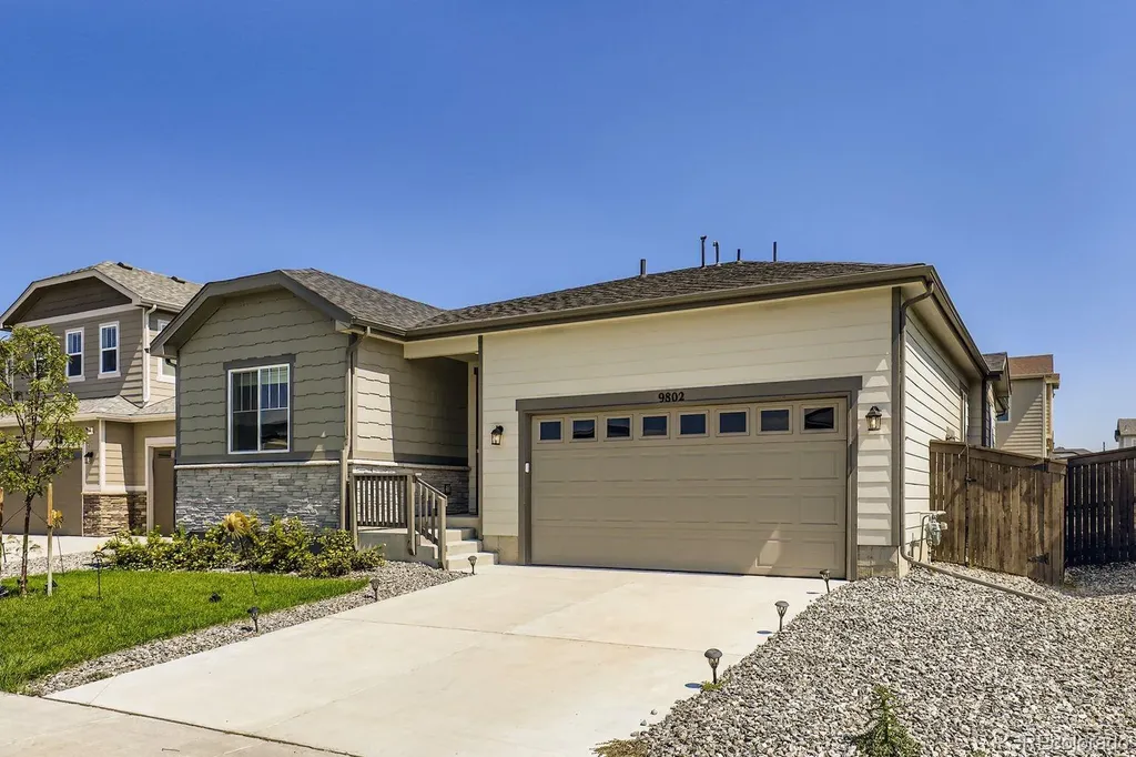 9802 Cathay Street Commerce City CO 80022