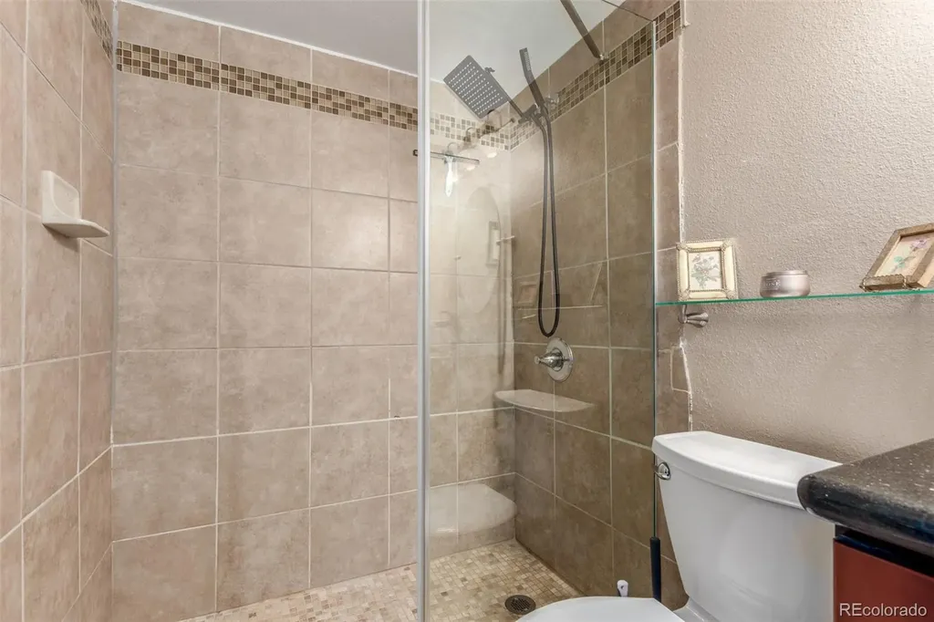 8335 Fairmount Drive Denver CO 80247