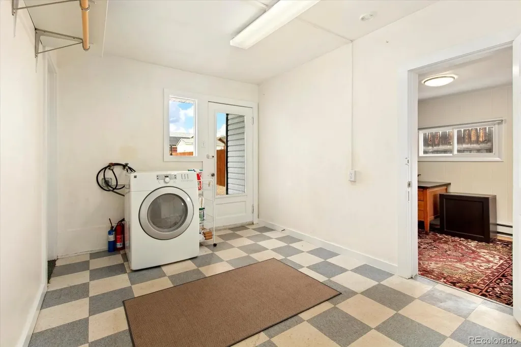 212 Blake Street Salida CO 81201