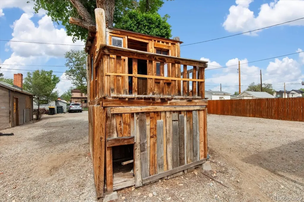 212 Blake Street Salida CO 81201
