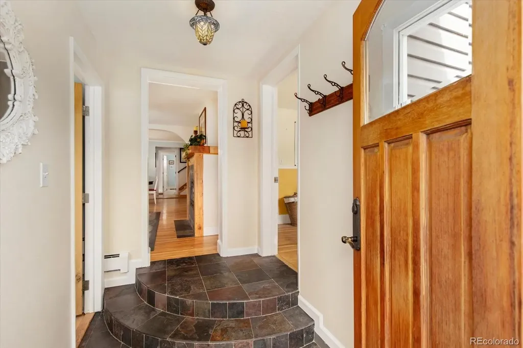 212 Blake Street Salida CO 81201
