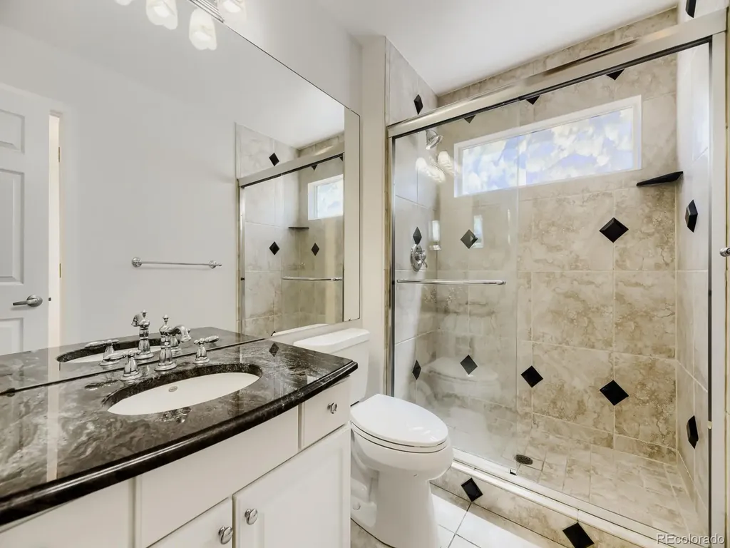 15678 E Quincy Lane Aurora CO 80015