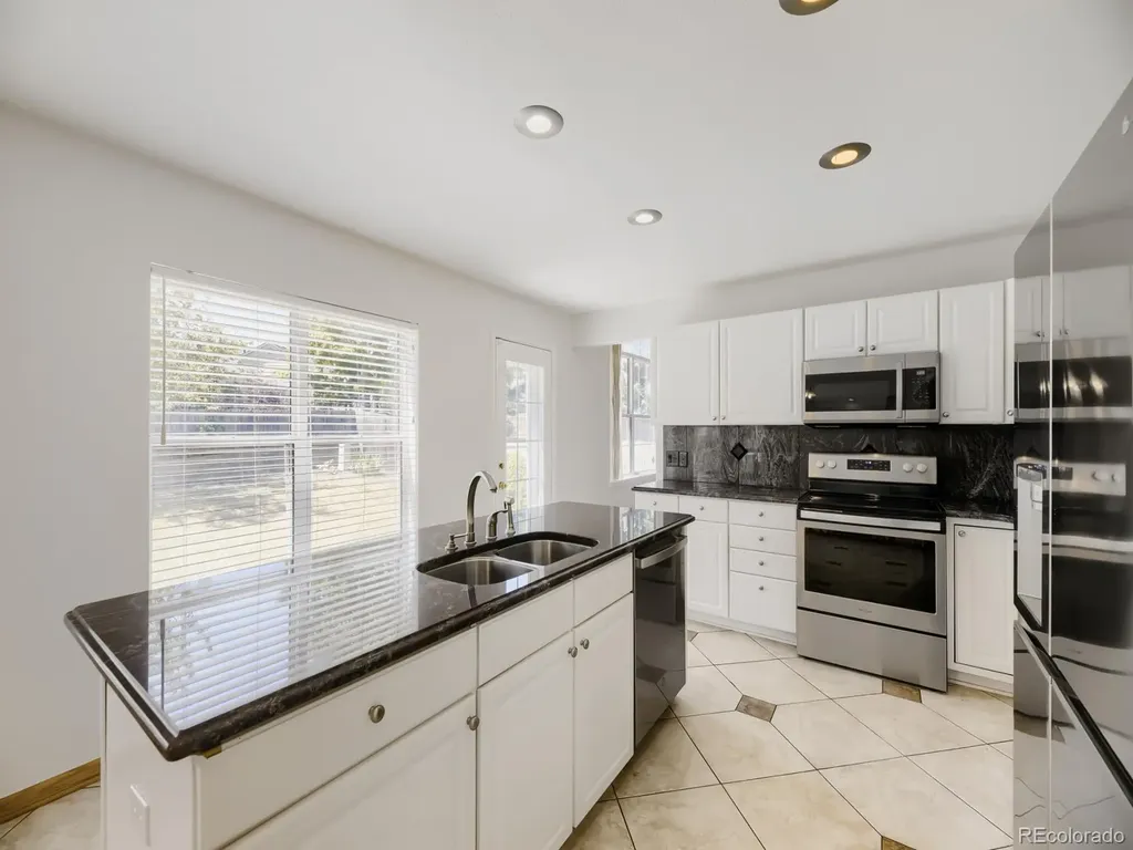 15678 E Quincy Lane Aurora CO 80015