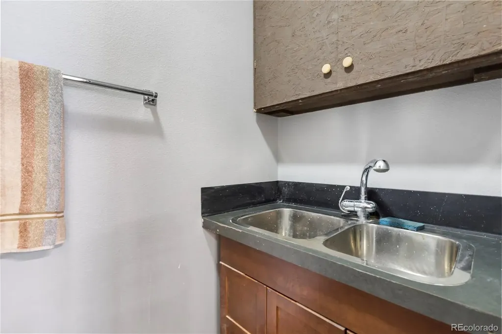 3043 County Road 1 Cripple Creek CO 80813