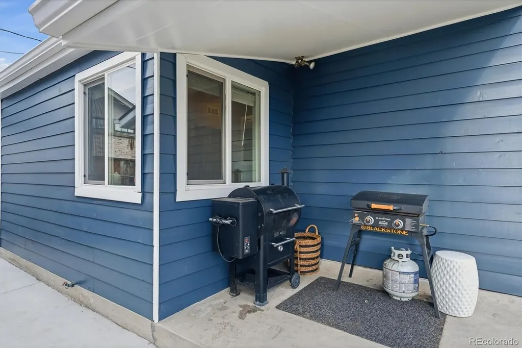 2073 S Logan Street Denver CO 80210