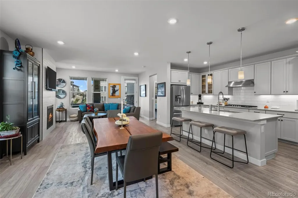 1915 Canyonpoint Lane Castle Pines CO 80108