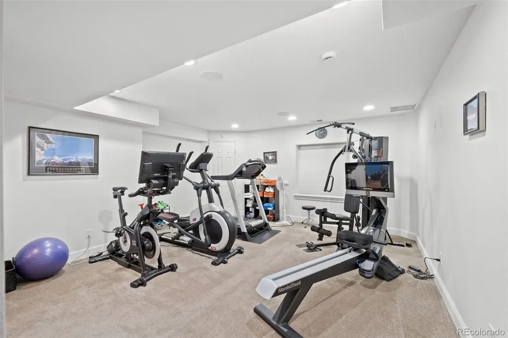 9140 Fig Street Arvada CO 80005