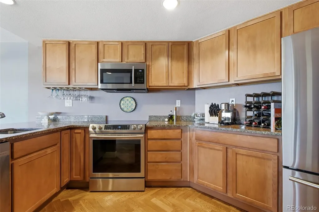 100 Park Avenue Denver CO 80205