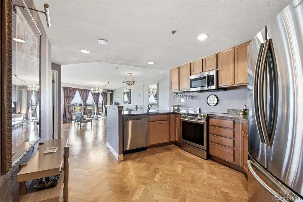 100 Park Avenue Denver CO 80205