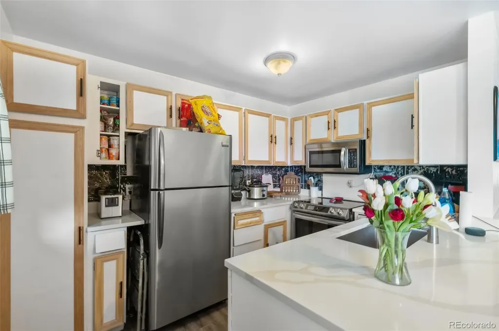 221 W 78th Place Denver CO 80221