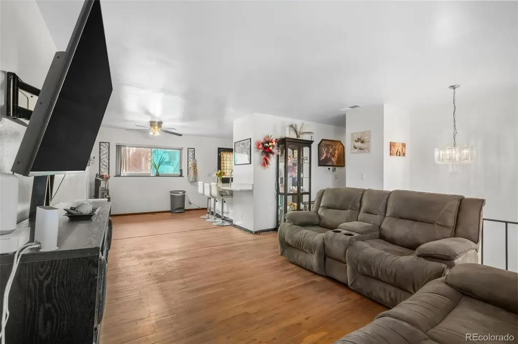 221 W 78th Place Denver CO 80221