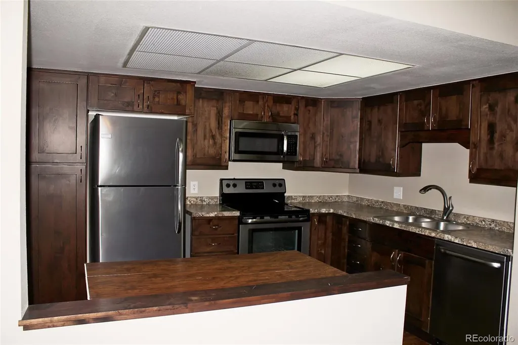 14091 E Marina Drive Aurora CO 80014