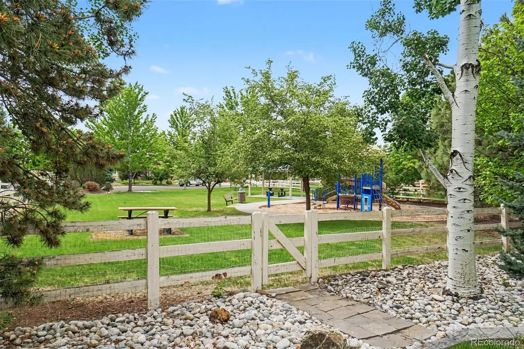 4566 Castle Circle Broomfield CO 80023