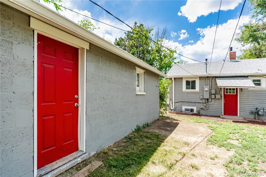 1650 Geneva Street Aurora CO 80010