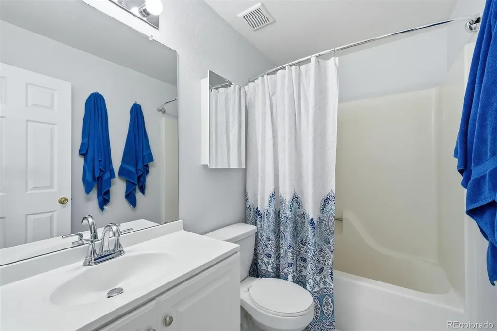 17082 E Arkansas Drive N Aurora CO 80017