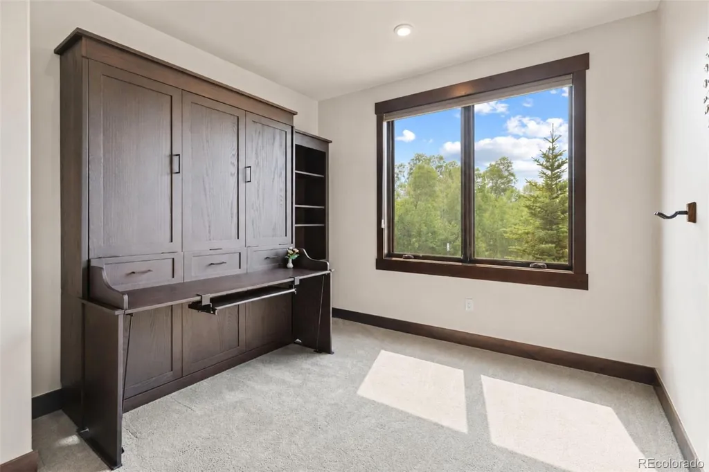 06 Vernon Way Silverthorne CO 80498