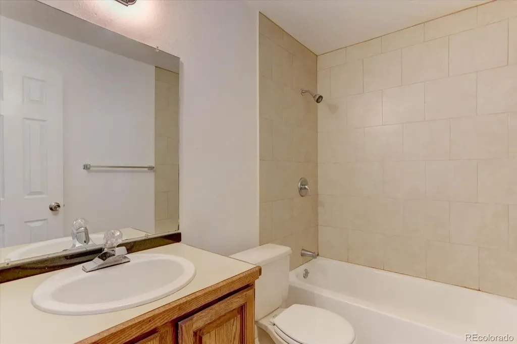 20436 E Flora Drive Aurora CO 80013