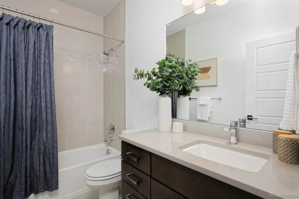 2868 S. Machebeuf Court Denver CO 80236