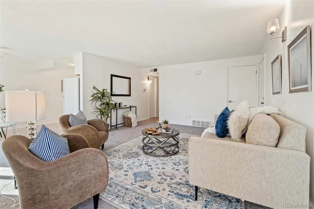 8870 W Jewell Avenue Lakewood CO 80232