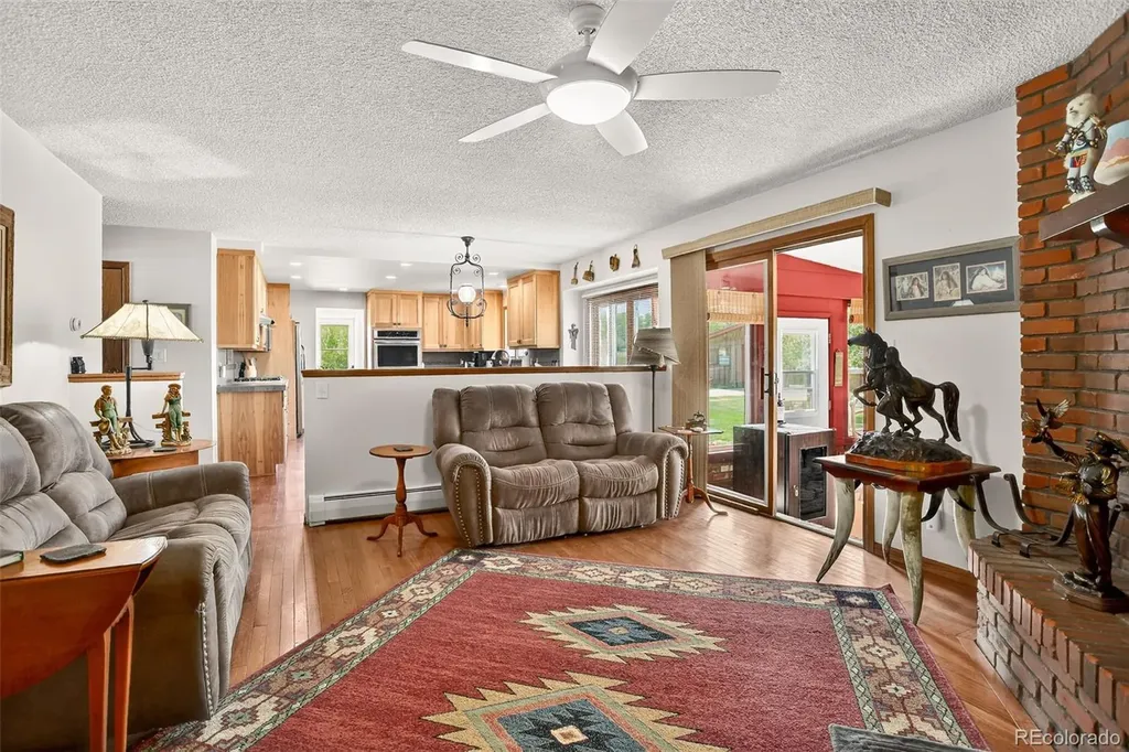 2316 Horseshoe Circle Longmont CO 80504