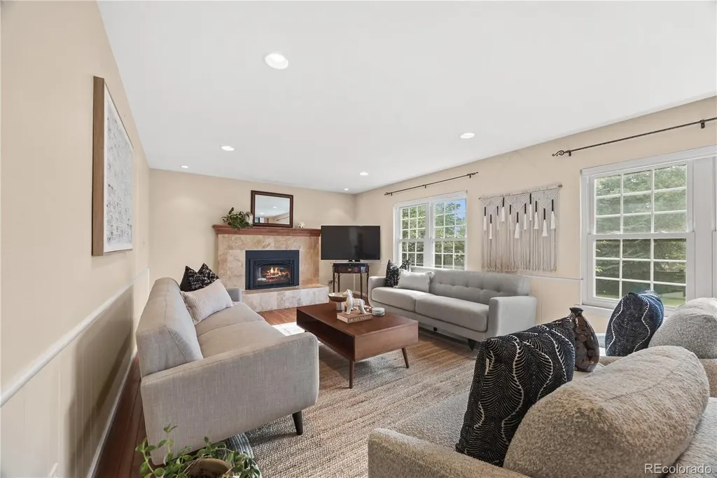 7409 S Newport Way Centennial CO 80112