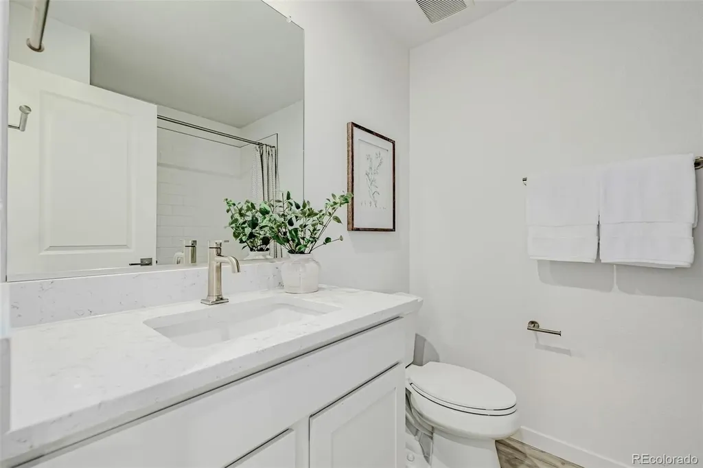 2078 S Holly Street Denver CO 80222