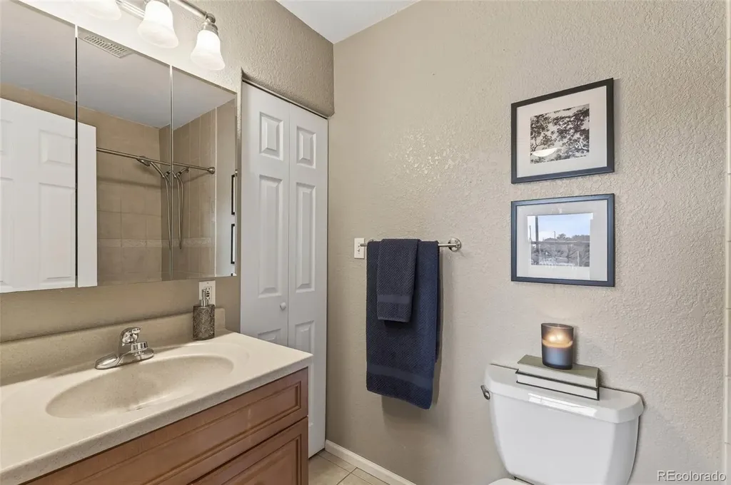 3127 W Louisiana Avenue Denver CO 80219