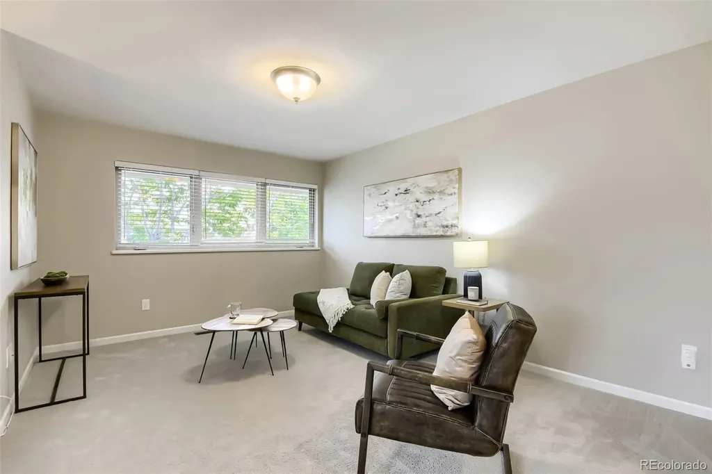 3059 S University Circle Englewood CO 80113