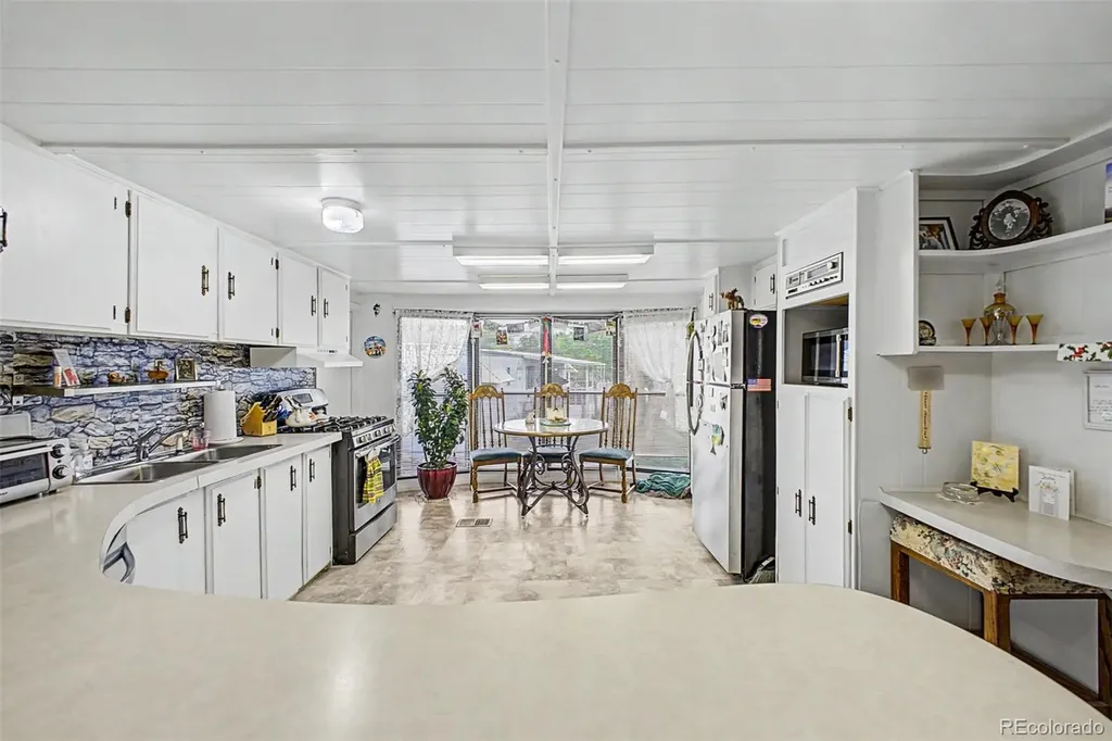 3405 Sinton Road Colorado Springs CO 80907