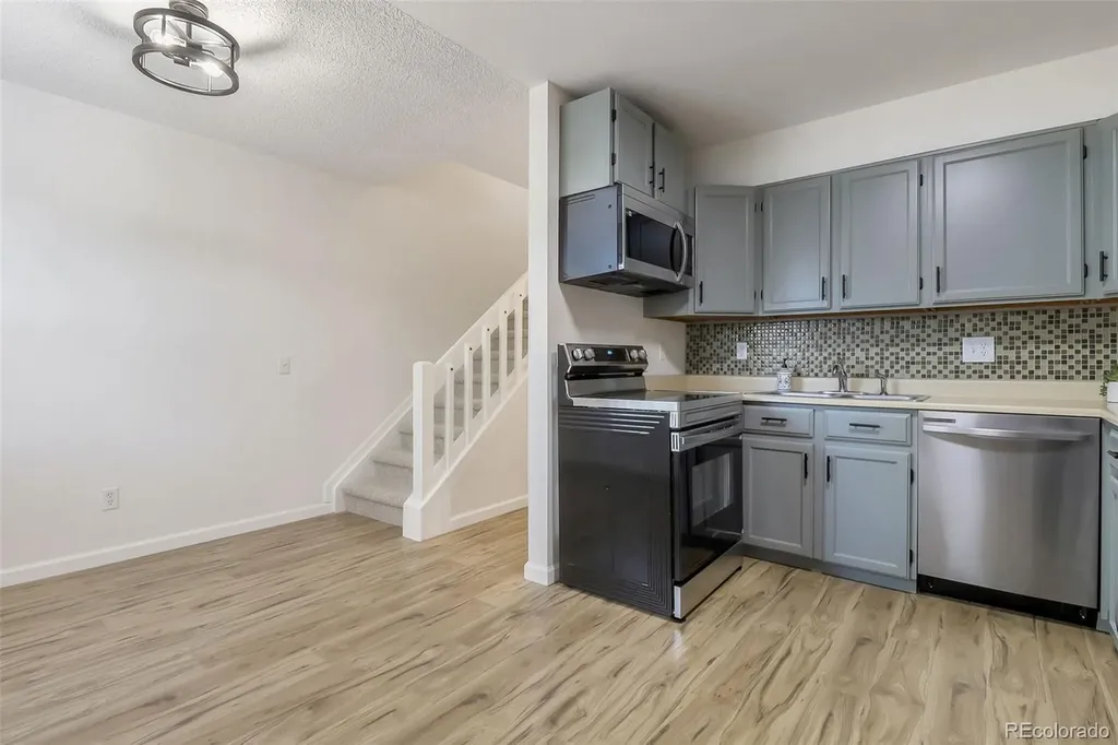 11518 Community Center Drive Northglenn CO 80233