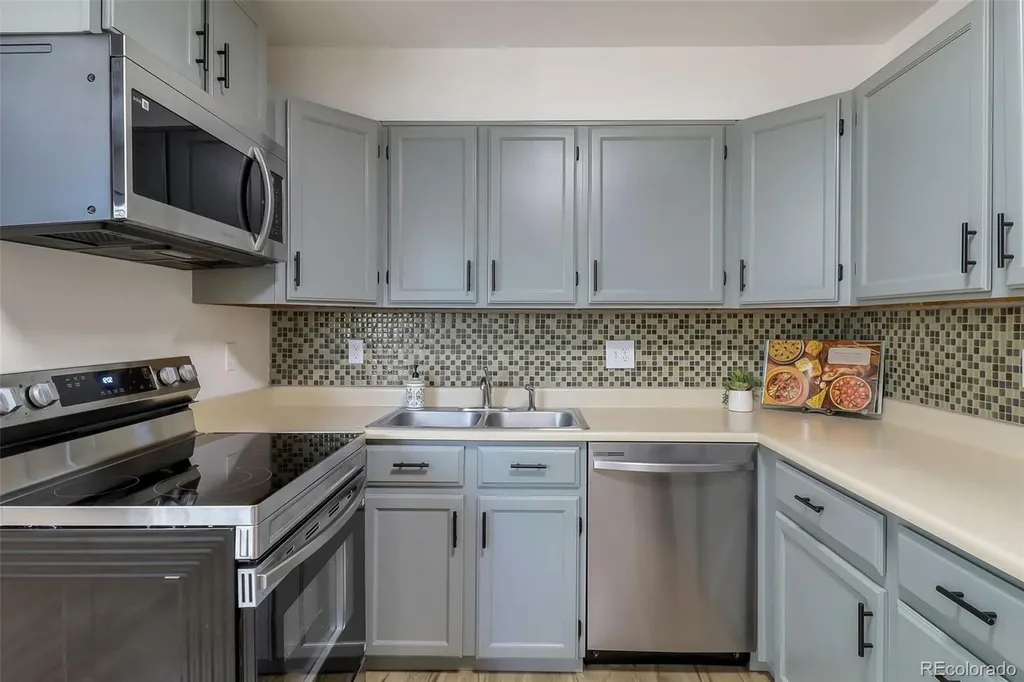 11518 Community Center Drive Northglenn CO 80233