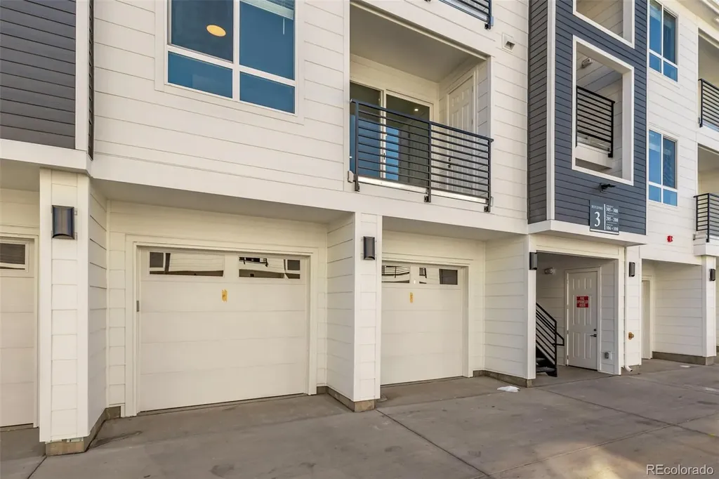 6153 N Ceylon Street Denver CO 80249