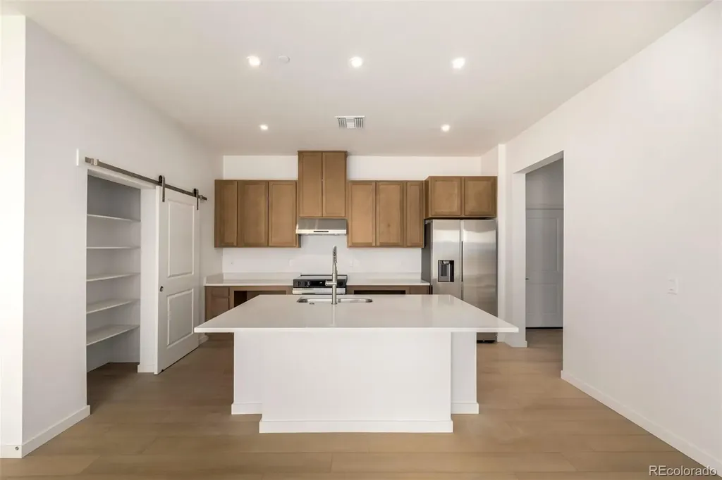6153 N Ceylon Street Denver CO 80249