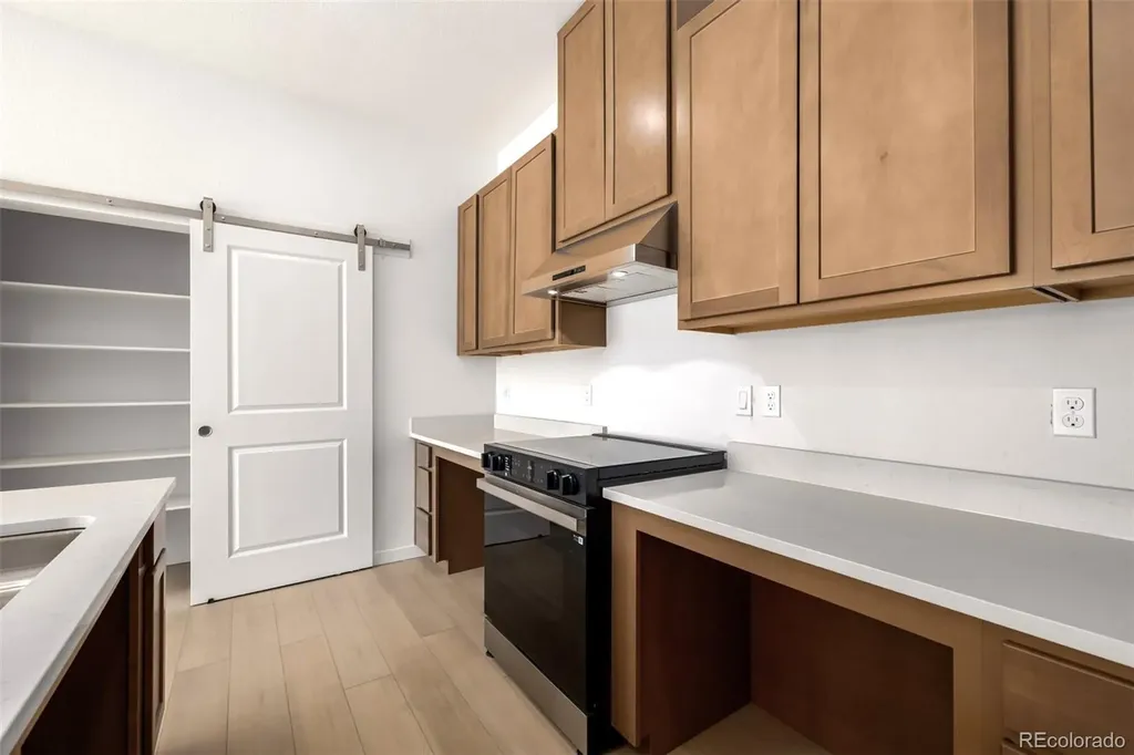 6153 N Ceylon Street Denver CO 80249