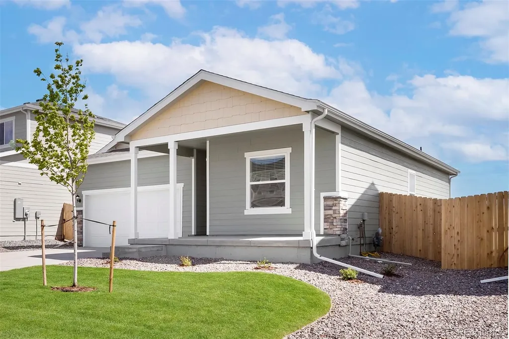 48190 Shetland Drive Bennett CO 80102