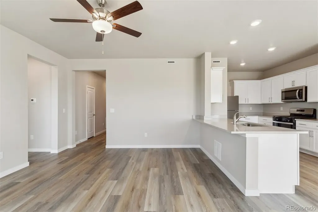 48190 Shetland Drive Bennett CO 80102