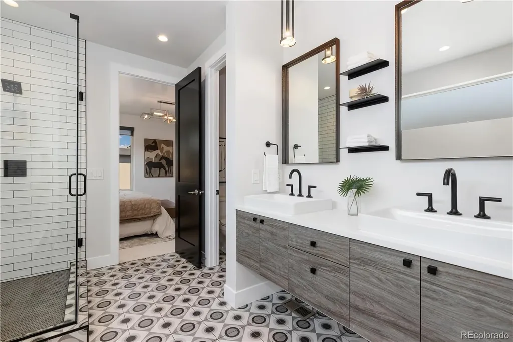 3855 Jason Street Denver CO 80211