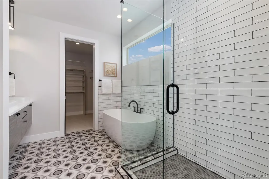 3855 Jason Street Denver CO 80211