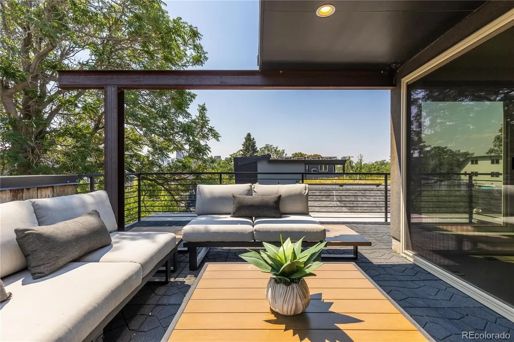 3855 Jason Street Denver CO 80211