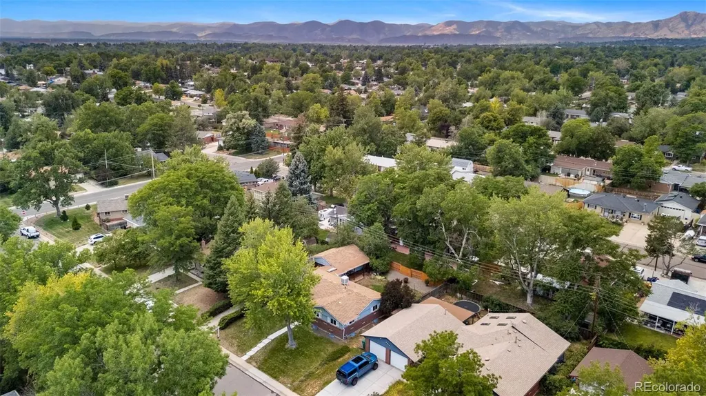 1435 S Zephyr Street Denver CO 80232