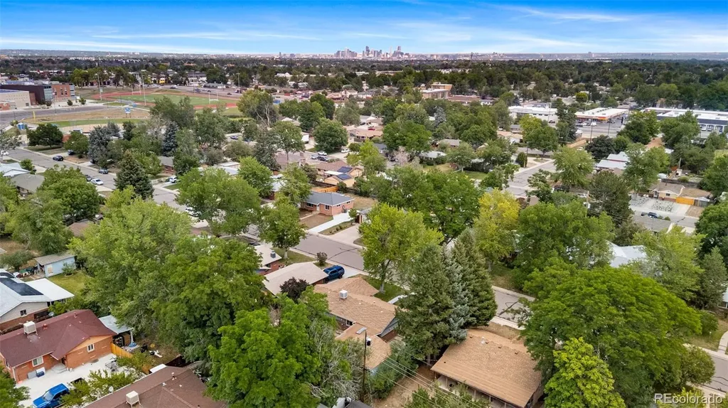 1435 S Zephyr Street Denver CO 80232