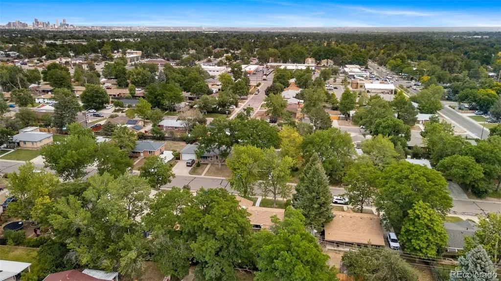 1435 S Zephyr Street Denver CO 80232