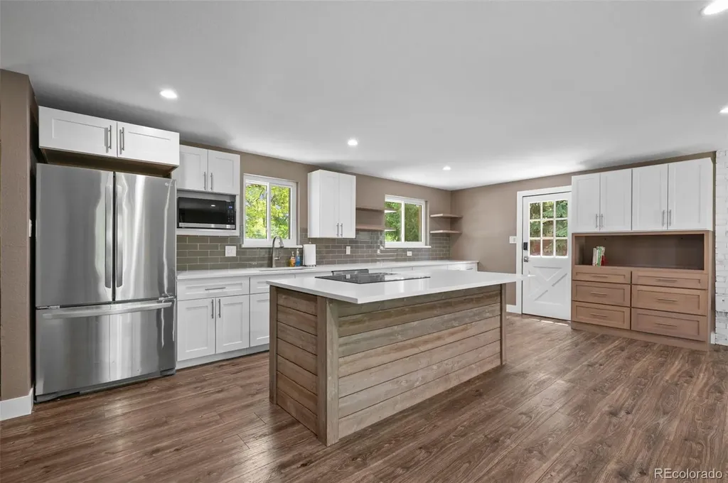 1435 S Zephyr Street Denver CO 80232