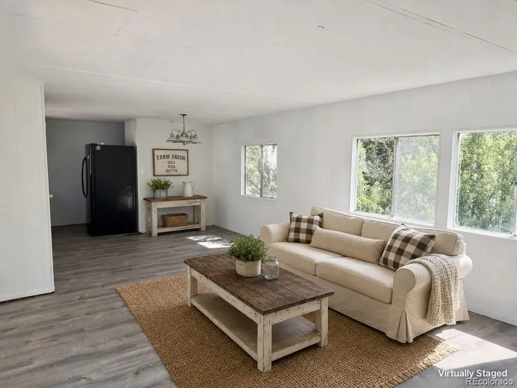 675 Kiowa Avenue Bennett CO 80102