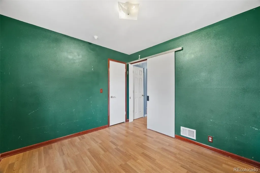 1595 S Wolff Street Denver CO 80219