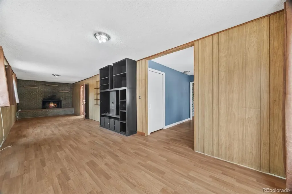 1595 S Wolff Street Denver CO 80219